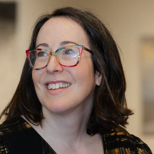 Ali headshot2_web-500