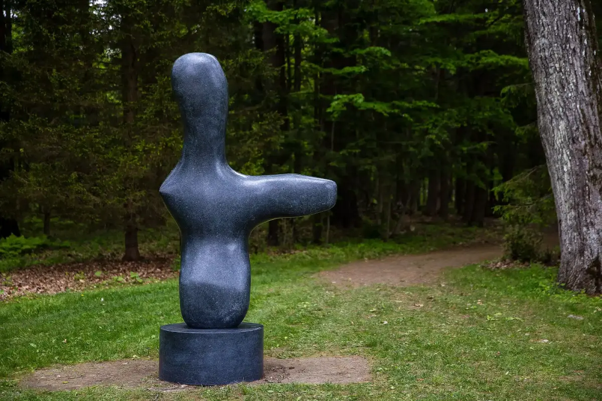 Hugh Lassen, Figure, Photo by Eric Limon